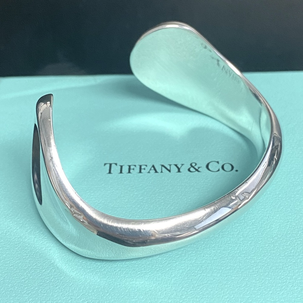 Tiffany co. Elsa Peretti Thumbprint Cuff Bracelet
